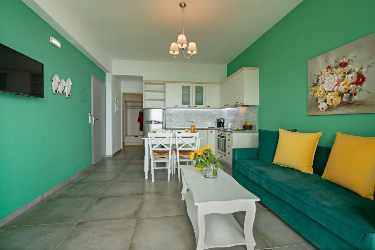 The Village Apartments Plakiász Kültér fotó